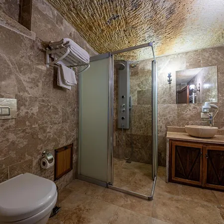 Kapalos Cave 호텔 *