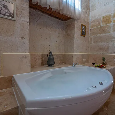 호텔 Kapalos Cave 어굽