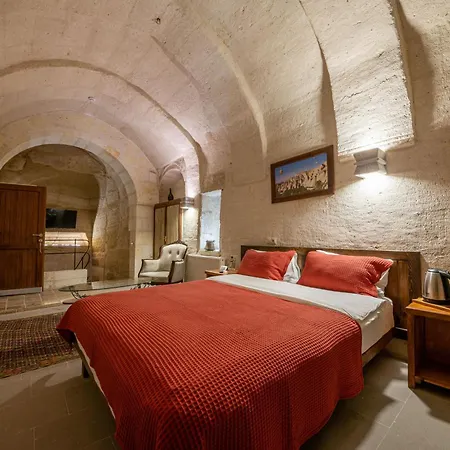 Kapalos Cave * 어굽