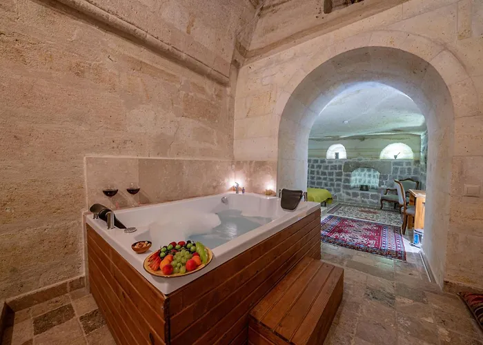 Hotel Kapalos Cave *