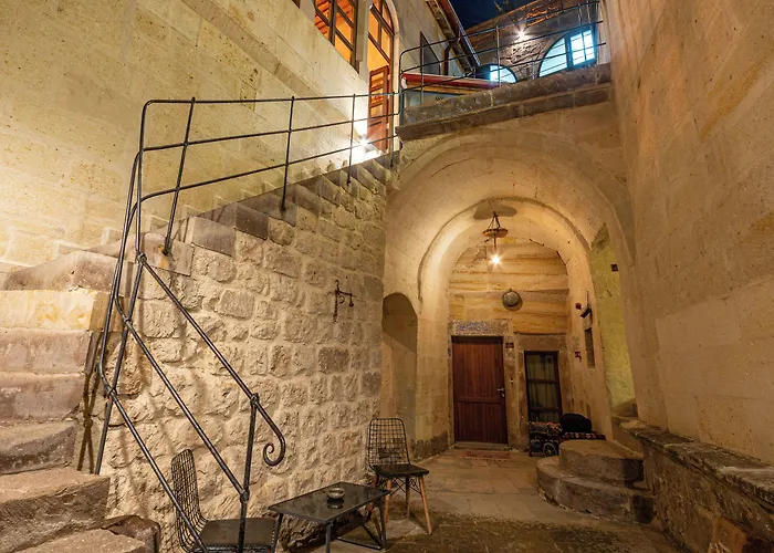 Hotel Kapalos Cave *